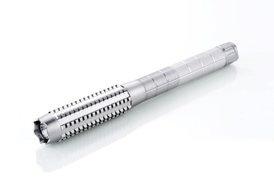 5W skidproof आपात एल्यूमिनियम पुलिस Knurling सतह के साथ मशाल एलईडी