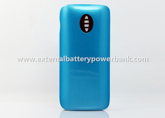 दोहरी यूएसबी बाहरी बैटरी पावर बैंक एलईडी टॉर्च मशाल के साथ 5200mAh