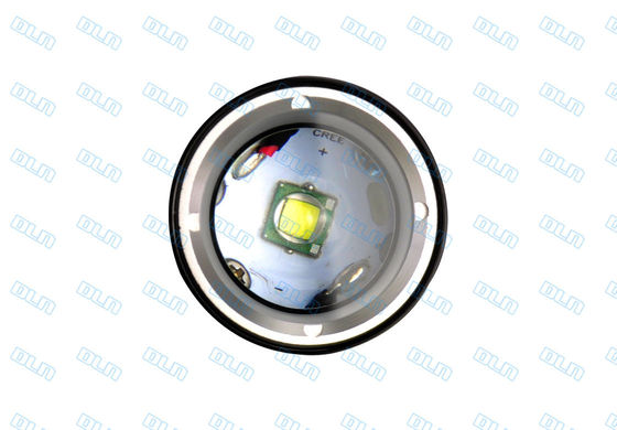 एल्यूमिनियम Zoomable D10U एलईडी एस्फेरिक लेंस के साथ डाइविंग मशाल 680 Lumens